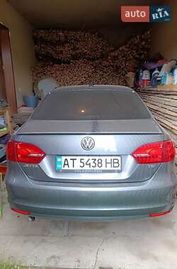 Седан Volkswagen Jetta 2011 в 