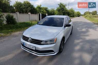 Седан Volkswagen Jetta 2015 в 