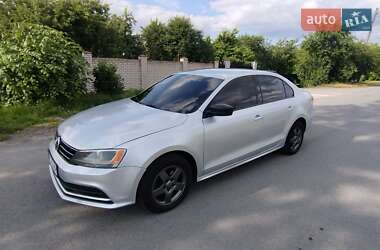 Седан Volkswagen Jetta 2015 в 