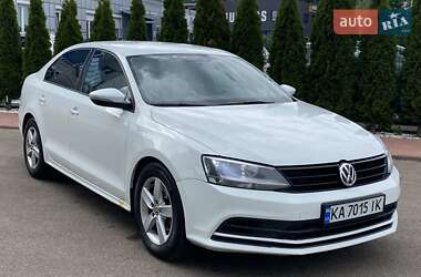 Седан Volkswagen Jetta 2016 в Киеве