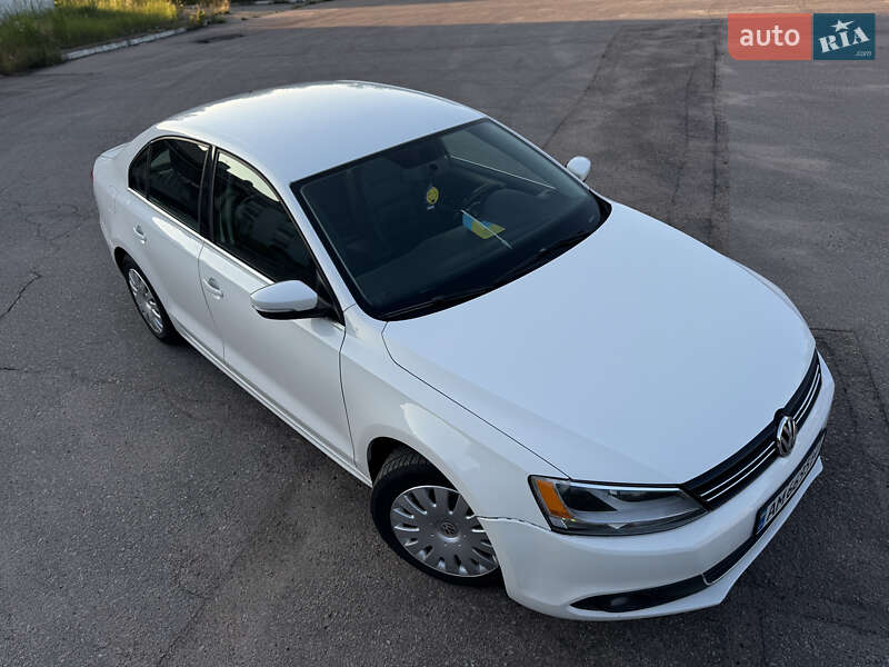 Седан Volkswagen Jetta 2012 в Житомире