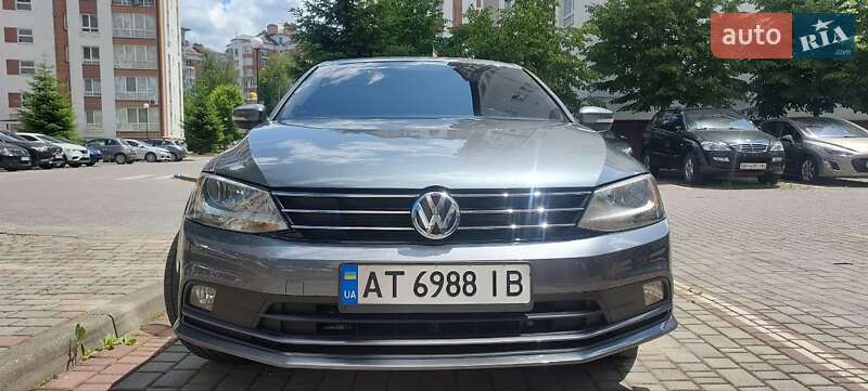 Седан Volkswagen Jetta 2014 в Івано-Франківську