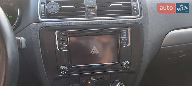 Седан Volkswagen Jetta 2016 в Києві