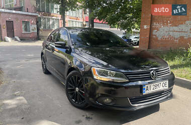 Седан Volkswagen Jetta 2011 в Києві