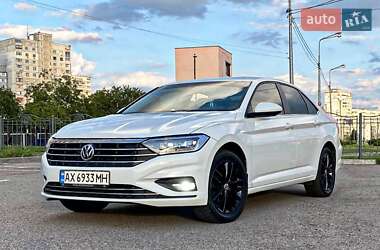 Седан Volkswagen Jetta 2018 в Харькове