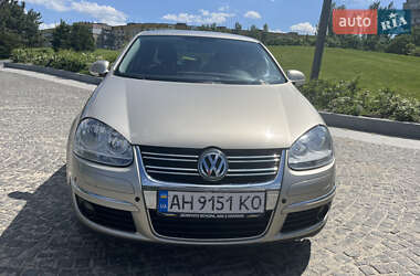 Седан Volkswagen Jetta 2007 в Дніпрі