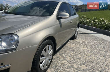 Седан Volkswagen Jetta 2007 в 