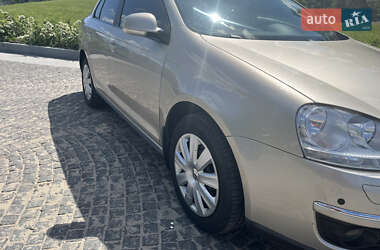 Седан Volkswagen Jetta 2007 в 