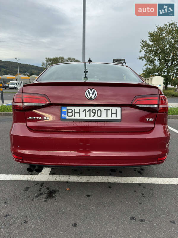 Седан Volkswagen Jetta 2017 в Львові