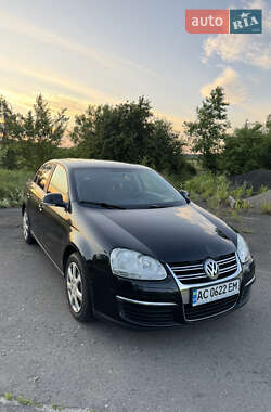 Седан Volkswagen Jetta 2007 в Луцке