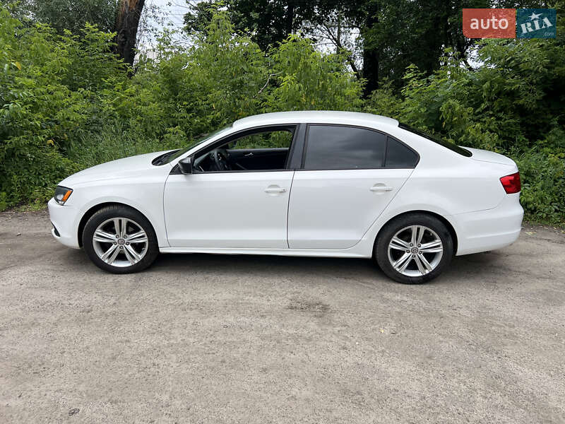 Седан Volkswagen Jetta 2012 в Киеве