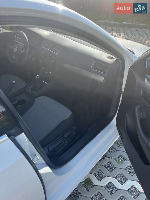 Седан Volkswagen Jetta 2017 в Полтаві