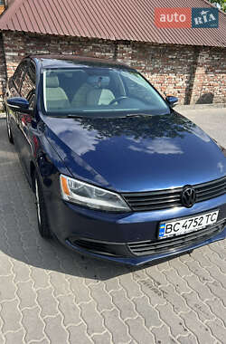 Седан Volkswagen Jetta 2013 в Львове