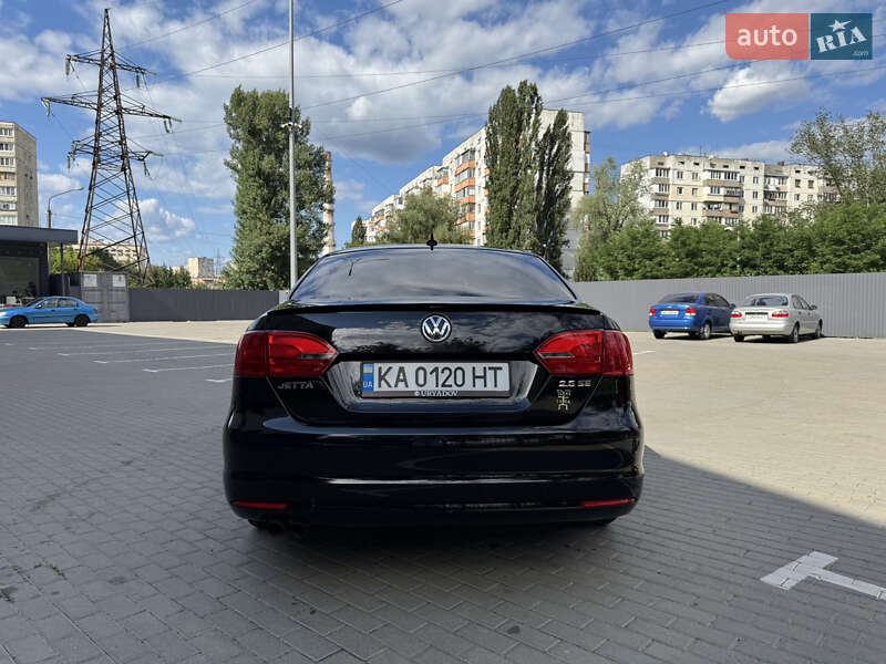 Седан Volkswagen Jetta 2012 в Киеве