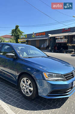 Седан Volkswagen Jetta 2016 в 