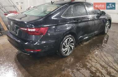Седан Volkswagen Jetta 2020 в 