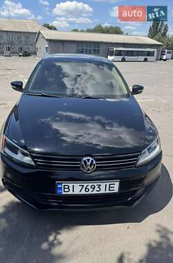 Седан Volkswagen Jetta 2013 в Горишних Плавнях