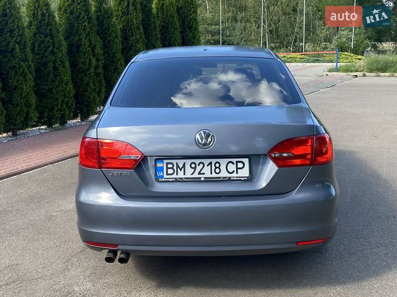 Седан Volkswagen Jetta 2014 в Києві