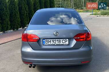 Седан Volkswagen Jetta 2014 в 