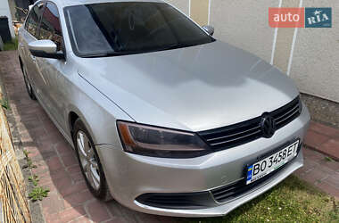Седан Volkswagen Jetta 2012 в Тернополе