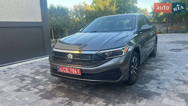 Седан Volkswagen Jetta 2024 в 