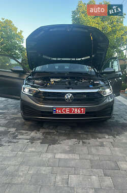Седан Volkswagen Jetta 2024 в 