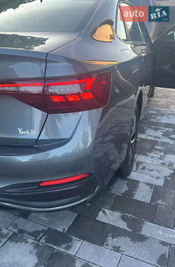 Седан Volkswagen Jetta 2024 в 