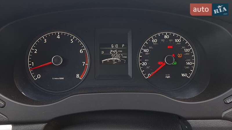 Седан Volkswagen Jetta 2010 в Вышгороде