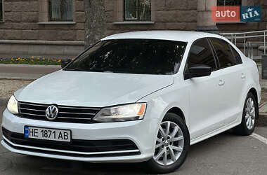 Седан Volkswagen Jetta 2015 в Николаеве