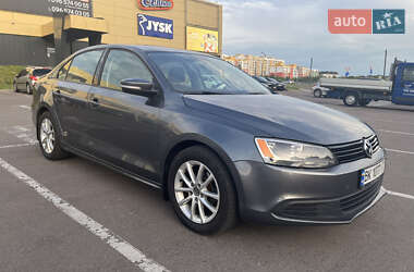Седан Volkswagen Jetta 2013 в Ровно