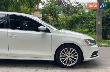 Седан Volkswagen Jetta 2016 в 
