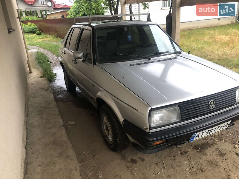Седан Volkswagen Jetta 1987 в Рожнятові