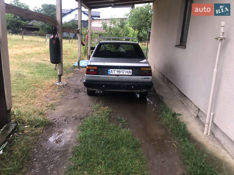 Седан Volkswagen Jetta 1987 в Рожнятові