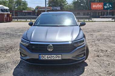 Седан Volkswagen Jetta 2018 в 