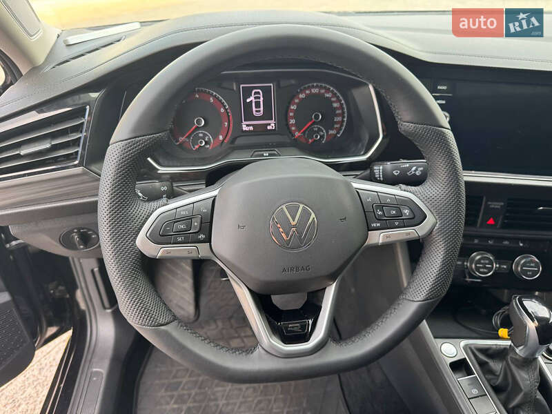 Седан Volkswagen Jetta 2018 в Києві