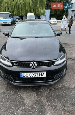 Седан Volkswagen Jetta 2015 в Тернополе