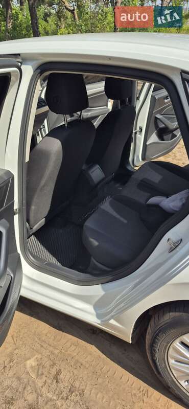 Седан Volkswagen Jetta 2018 в Днепре