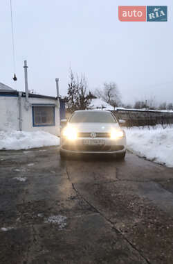 Седан Volkswagen Jetta 2012 в 