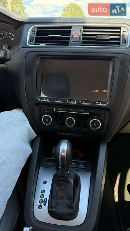 Седан Volkswagen Jetta 2014 в Белгороде-Днестровском