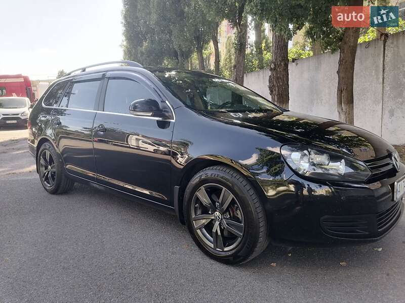 Универсал Volkswagen Jetta 2012 в Киеве