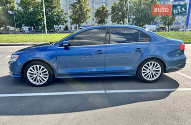 Седан Volkswagen Jetta 2014 в 