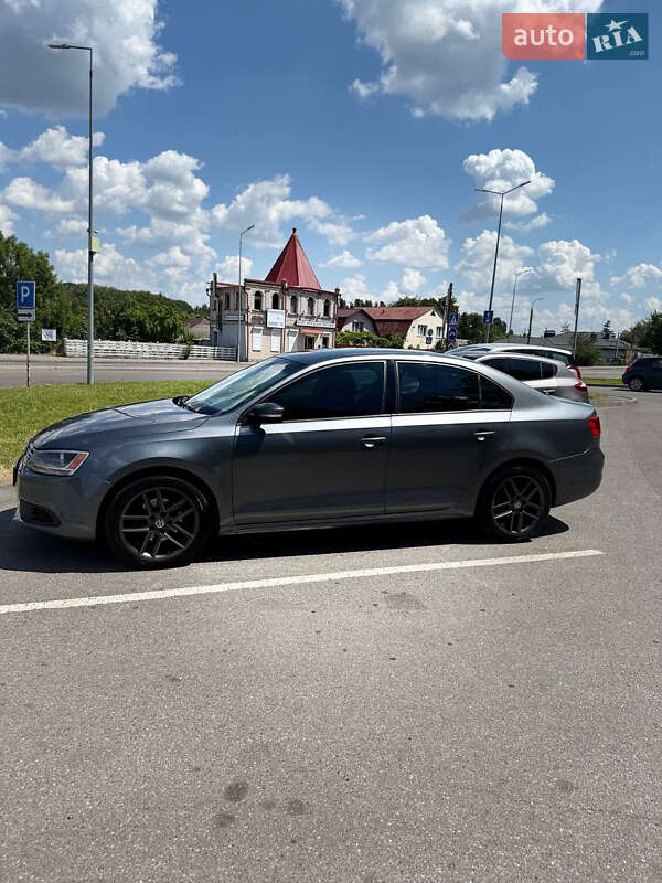 Седан Volkswagen Jetta 2014 в Вінниці