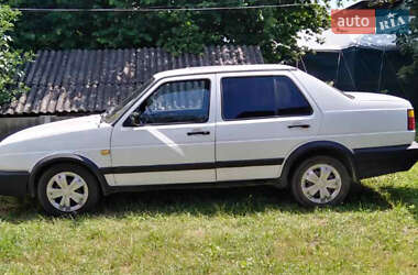 Седан Volkswagen Jetta 1988 в Рожнятове