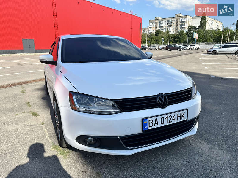 Volkswagen Jetta 2013