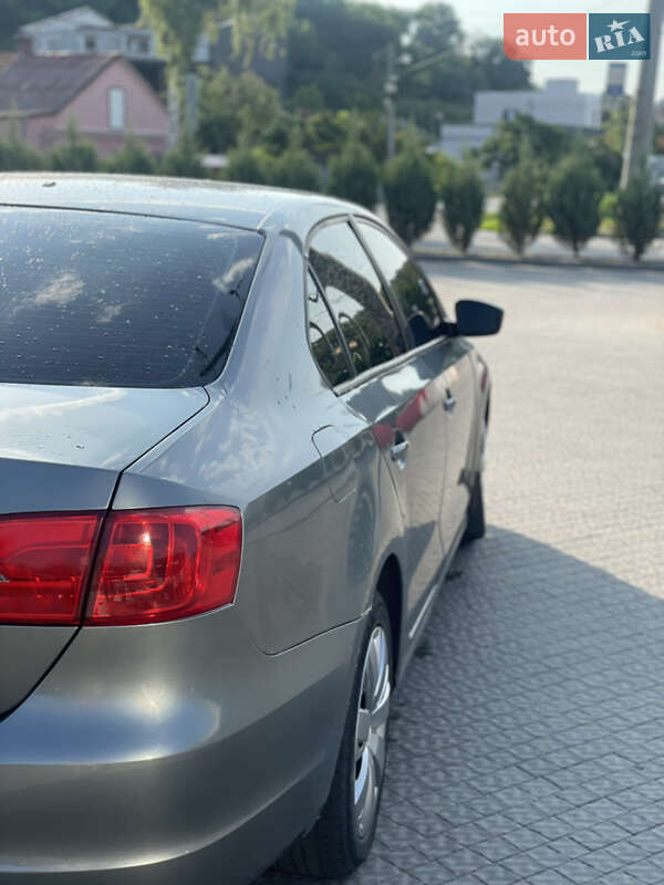 Седан Volkswagen Jetta 2011 в Полтаві
