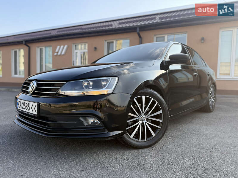 Седан Volkswagen Jetta 2015 в Днепре