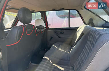 Седан Volkswagen Jetta 1990 в 