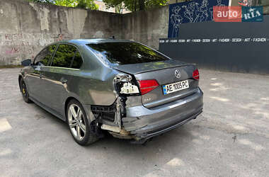 Седан Volkswagen Jetta 2016 в 