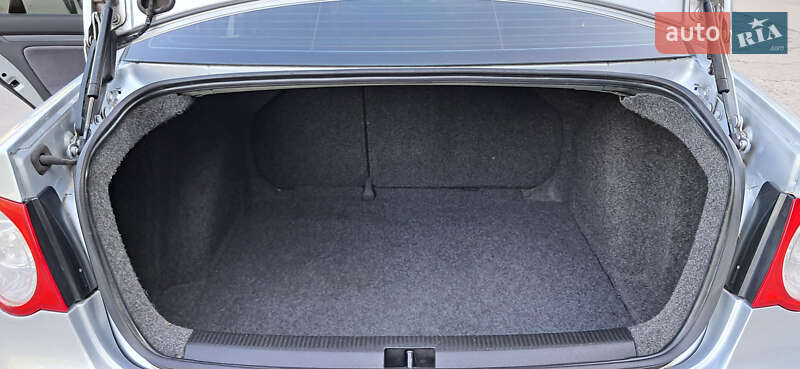 Седан Volkswagen Jetta 2008 в Желтых Водах