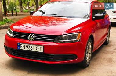 Седан Volkswagen Jetta 2014 в 